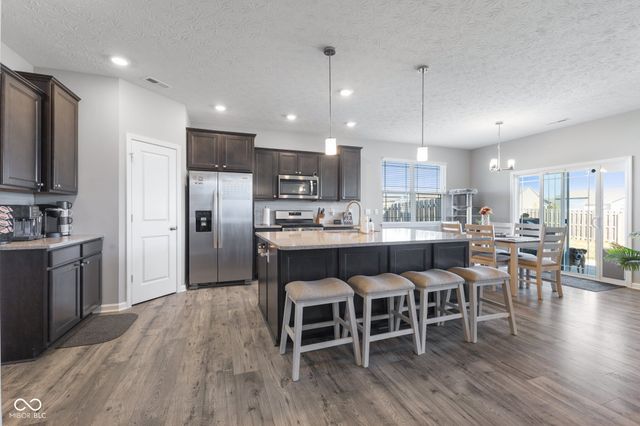 7834 Fairwood Boulevard, Plainfield, IN 46168