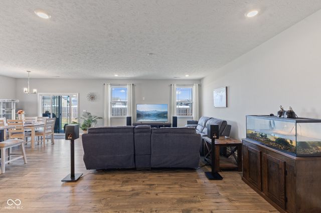 7834 Fairwood Boulevard, Plainfield, IN 46168