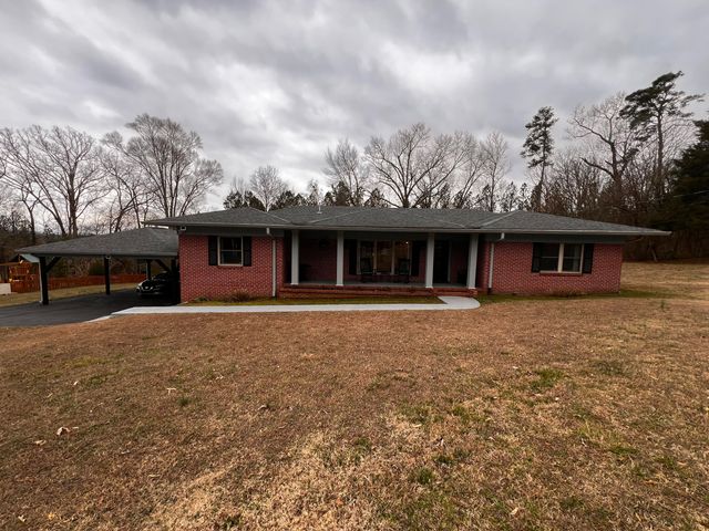3840 Agawela Drive, Chattanooga, TN 37406
