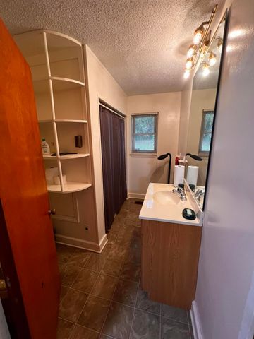 3840 Agawela Drive, Chattanooga, TN 37406