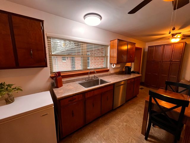 3840 Agawela Drive, Chattanooga, TN 37406