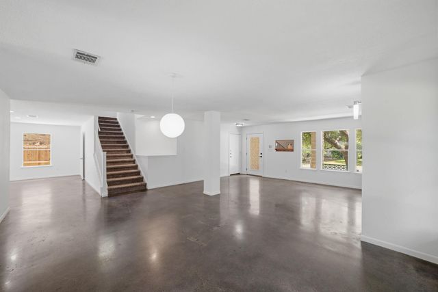 1409 Chalk LN, Cedar Park, TX 78613