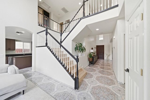 3823 Broadland St, Sacramento, CA 95834