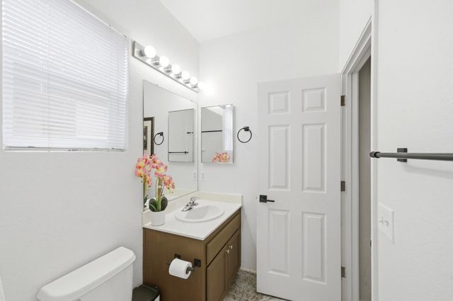 3823 Broadland St, Sacramento, CA 95834