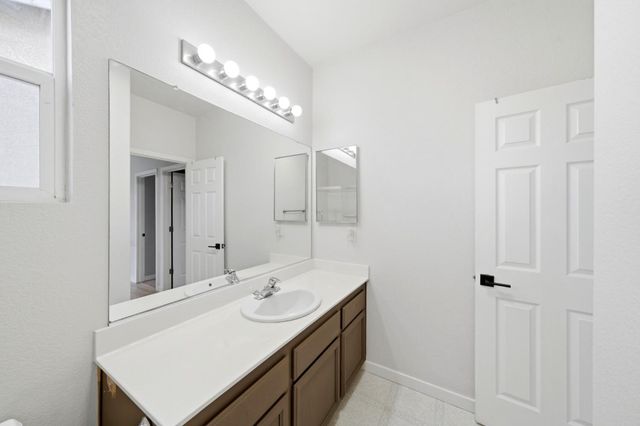 3823 Broadland St, Sacramento, CA 95834
