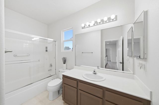 3823 Broadland St, Sacramento, CA 95834