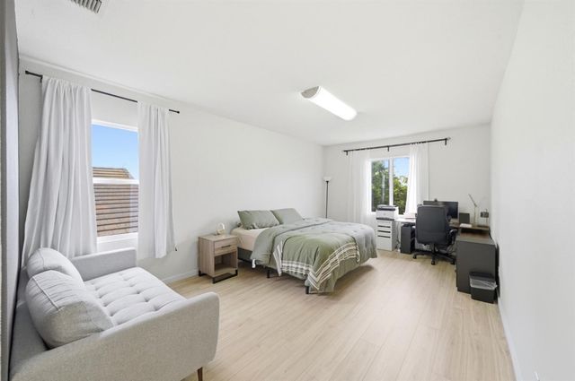 3823 Broadland St, Sacramento, CA 95834