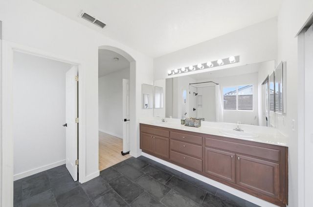 3823 Broadland St, Sacramento, CA 95834