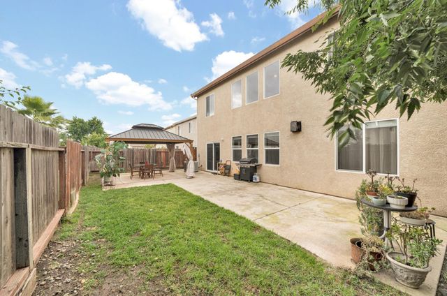 3823 Broadland St, Sacramento, CA 95834