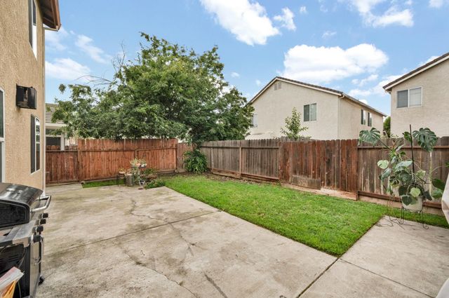 3823 Broadland St, Sacramento, CA 95834
