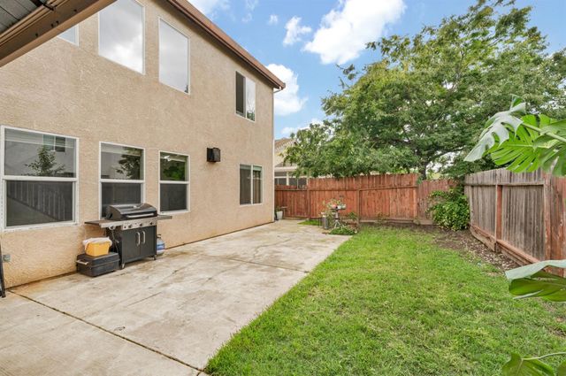 3823 Broadland St, Sacramento, CA 95834