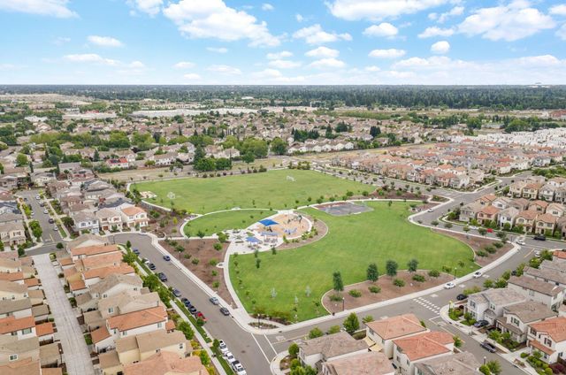 3823 Broadland St, Sacramento, CA 95834