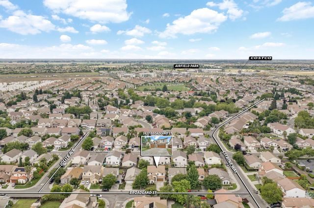 3823 Broadland St, Sacramento, CA 95834
