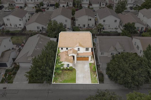 3823 Broadland St, Sacramento, CA 95834