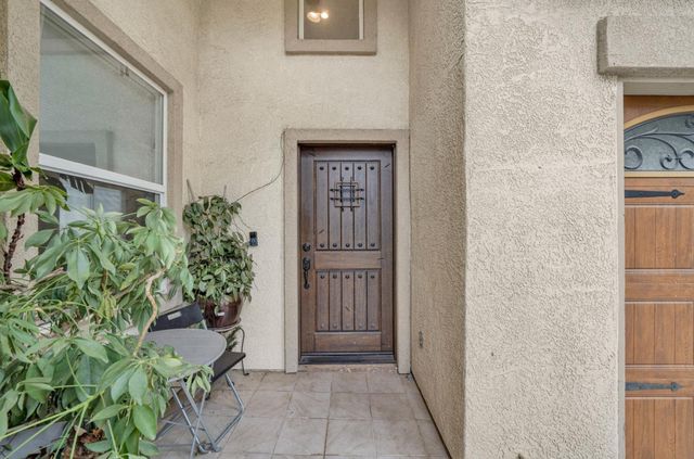 3823 Broadland St, Sacramento, CA 95834