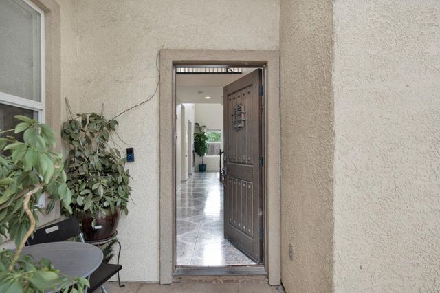 3823 Broadland St, Sacramento, CA 95834