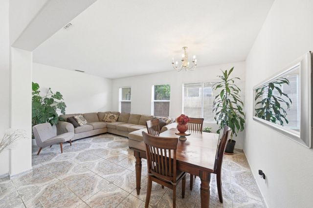 3823 Broadland St, Sacramento, CA 95834