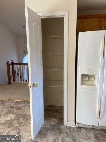 6995 Pine Shadow Way, Winston, GA 30187