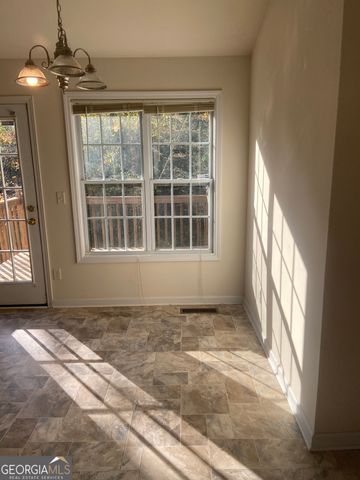 6995 Pine Shadow Way, Winston, GA 30187
