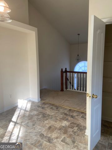 6995 Pine Shadow Way, Winston, GA 30187