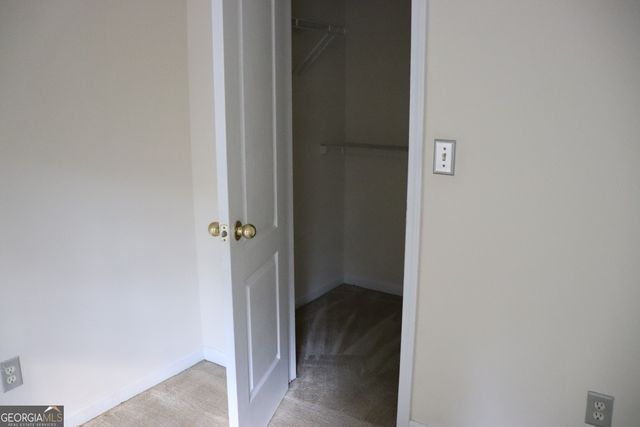 6995 Pine Shadow Way, Winston, GA 30187