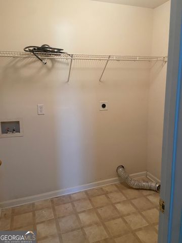 6995 Pine Shadow Way, Winston, GA 30187