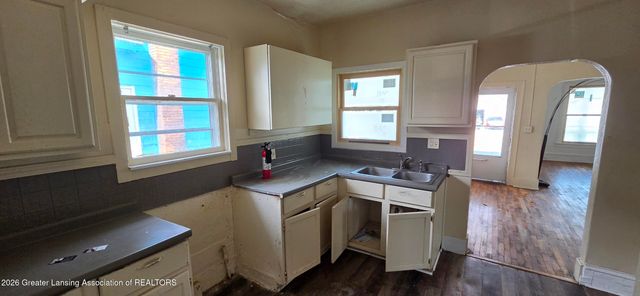 1122 Prospect Street, Lansing, MI 48912