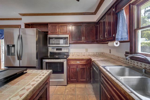 138 University Dr., Conway, SC 29526