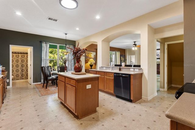 279 BROOKSHIRE DRIVE, Lake Wales, FL 33898