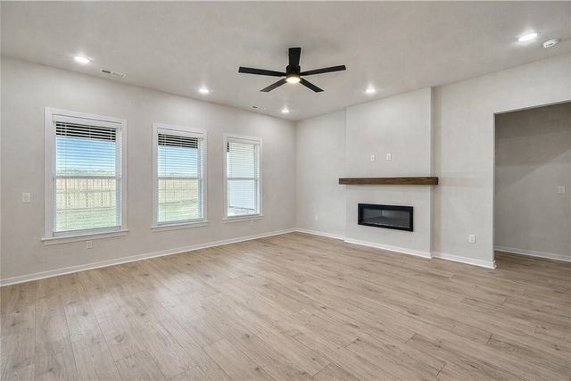 6005 SW Desert Avenue, Bentonville, AR 72713