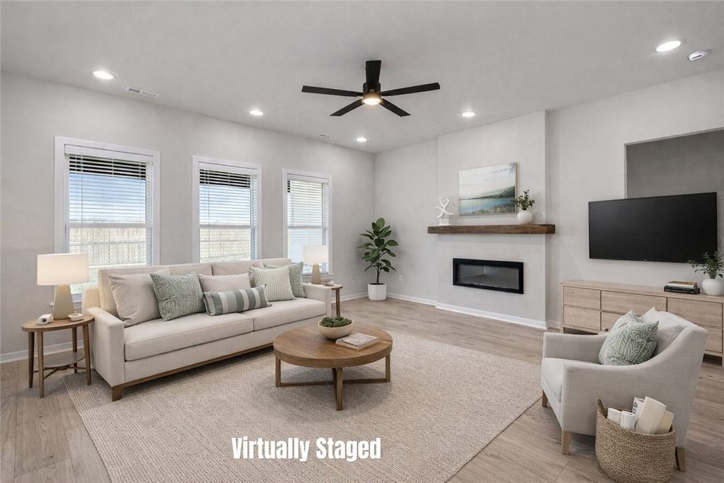 6005 SW Desert Avenue, Bentonville, AR 72713