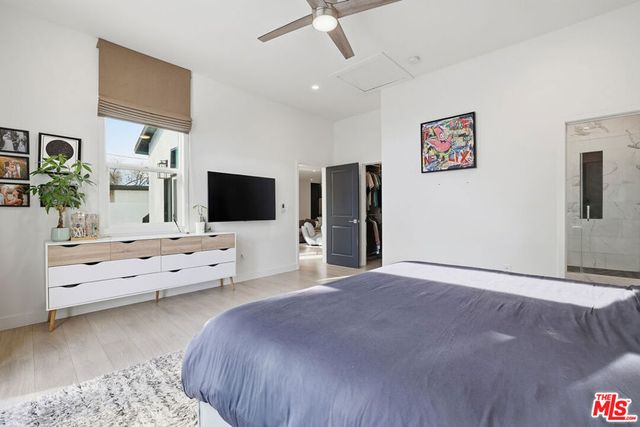 17460 Cohasset Street, Van Nuys, CA 91406