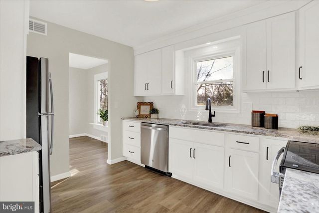 627 ALLENVIEW DRIVE, Mechanicsburg, PA 17055