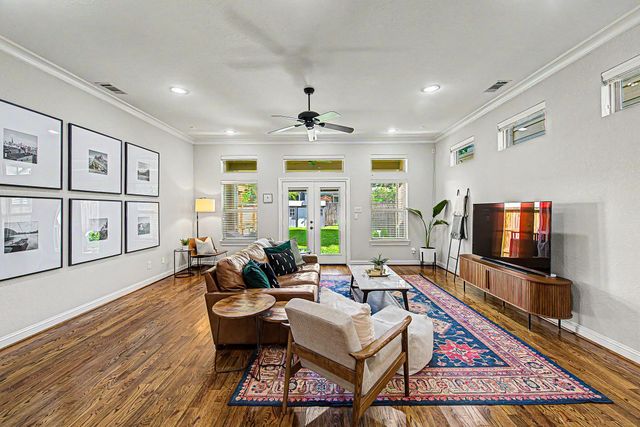1005 W 24th Street, Houston, TX 77008