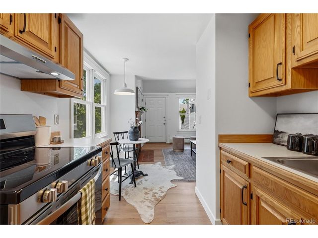 2205 Arapahoe Ave 7, Boulder, CO 80302