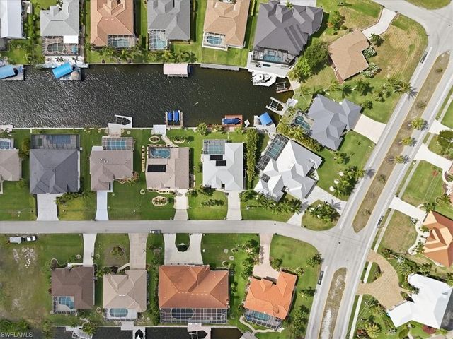 2910 37th TER, Cape Coral, FL 33914