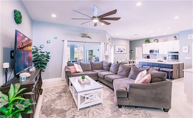 2910 37th TER, Cape Coral, FL 33914