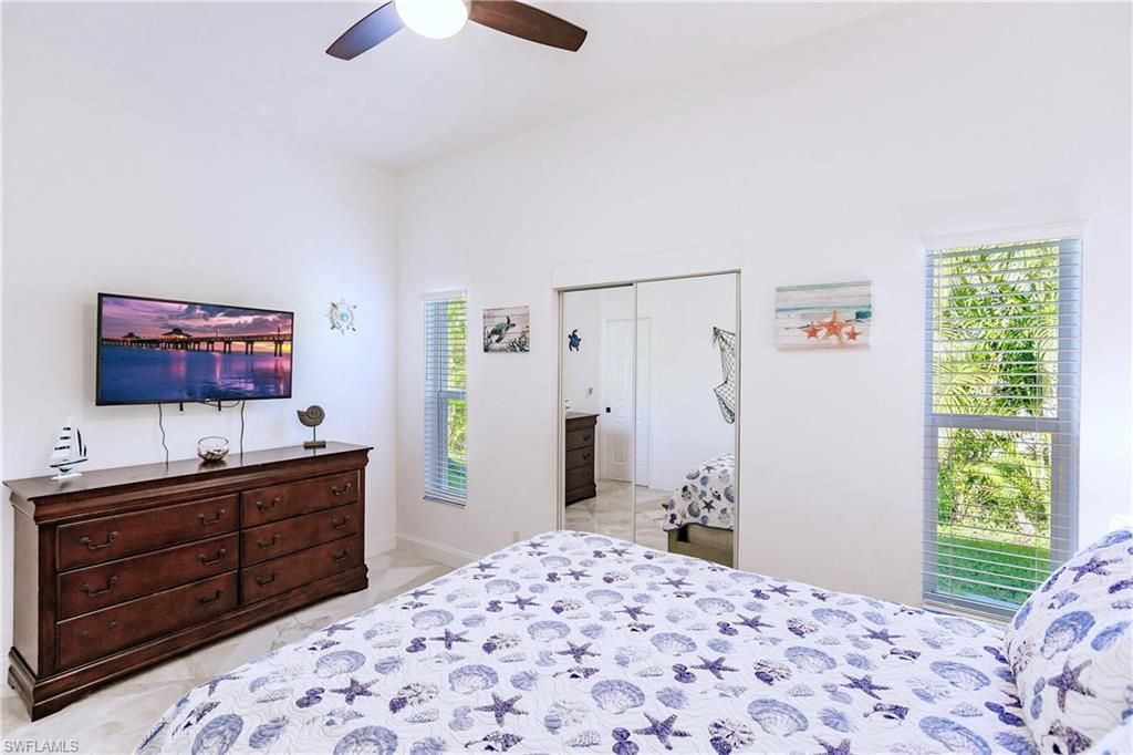 Image 16 of property listing at 2910 37th TER, Cape Coral, FL 33914