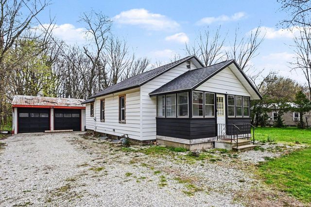 3110 Burr Oak Avenue, Elkhart, IN 46517