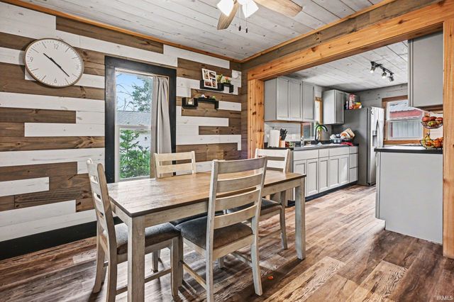 3110 Burr Oak Avenue, Elkhart, IN 46517