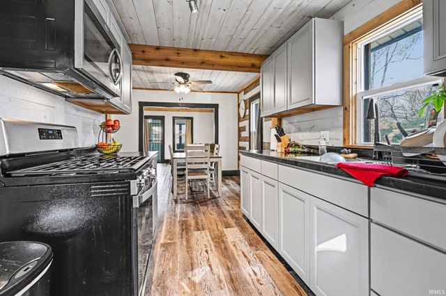 3110 Burr Oak Avenue, Elkhart, IN 46517