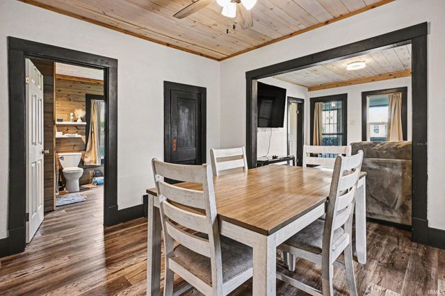 3110 Burr Oak Avenue, Elkhart, IN 46517