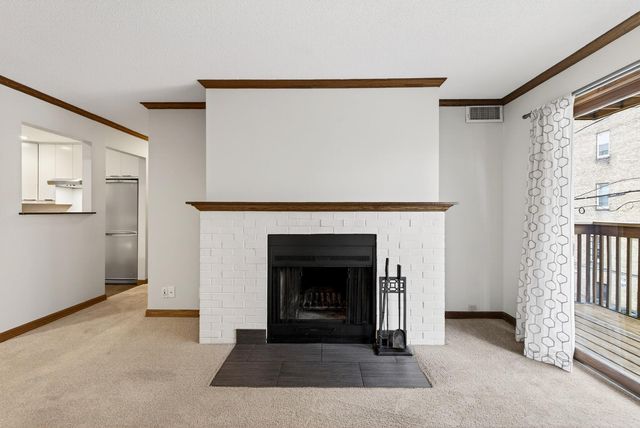 1720 3rd Avenue S 205, Minneapolis, MN 55404