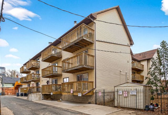 1720 3rd Avenue S 205, Minneapolis, MN 55404