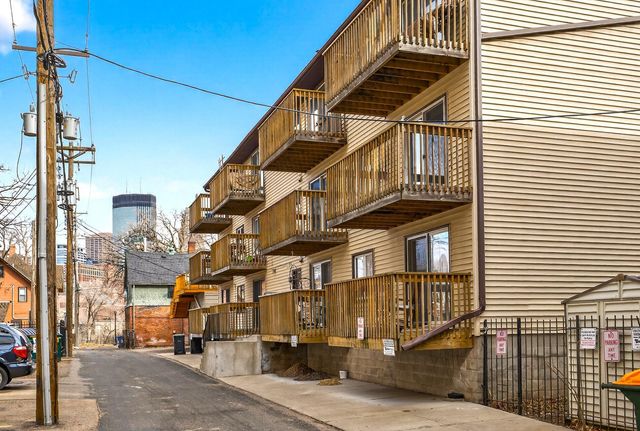 1720 3rd Avenue S 205, Minneapolis, MN 55404