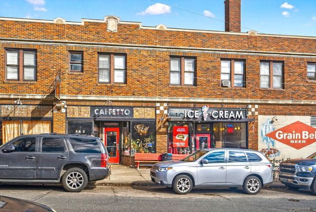 1720 3rd Avenue S 205, Minneapolis, MN 55404