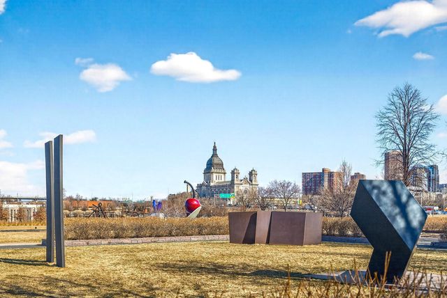 1720 3rd Avenue S 205, Minneapolis, MN 55404