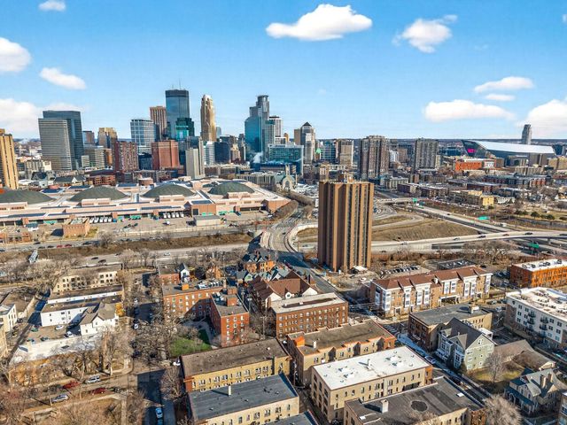 1720 3rd Avenue S 205, Minneapolis, MN 55404