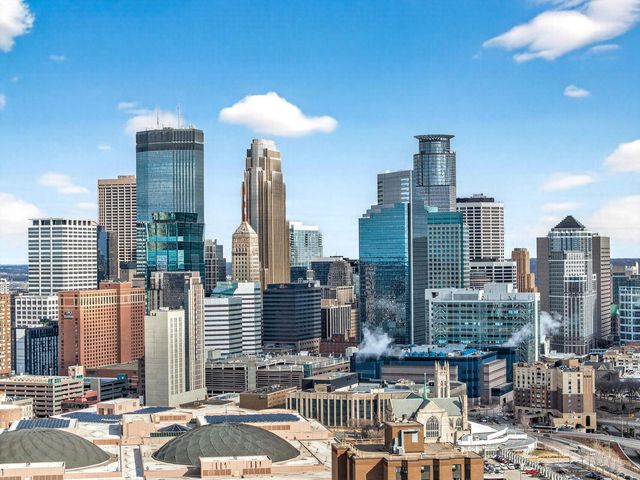 1720 3rd Avenue S 205, Minneapolis, MN 55404