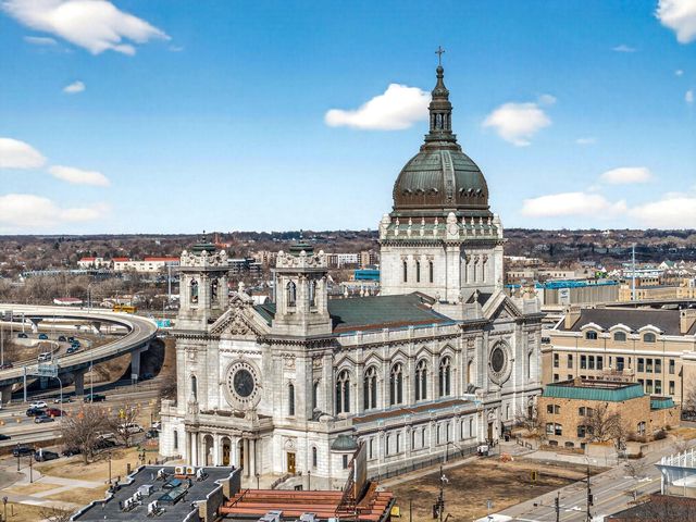 1720 3rd Avenue S 205, Minneapolis, MN 55404